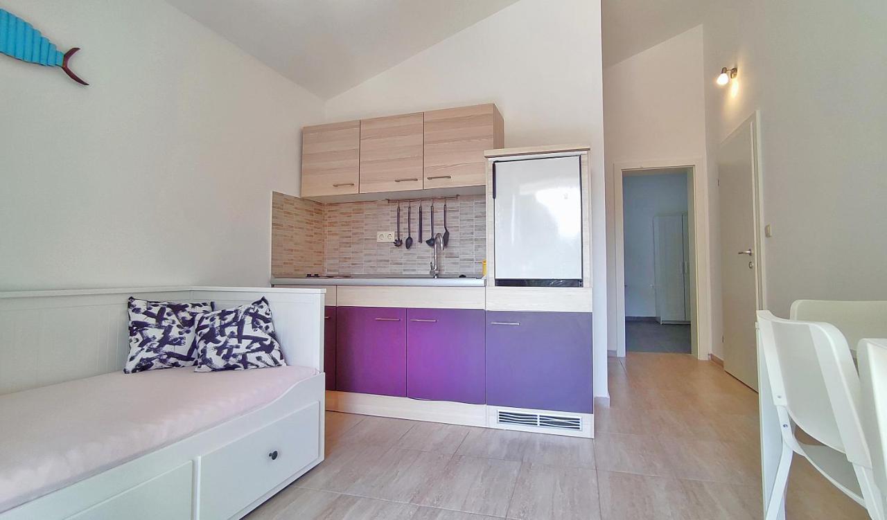 Apartmani Bodo Drvenik  Zewnętrze zdjęcie