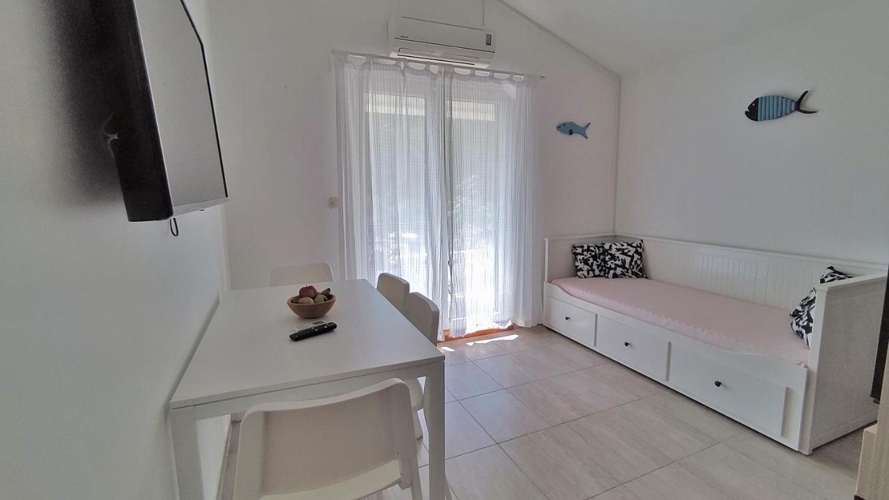 Apartmani Bodo Drvenik  Zewnętrze zdjęcie